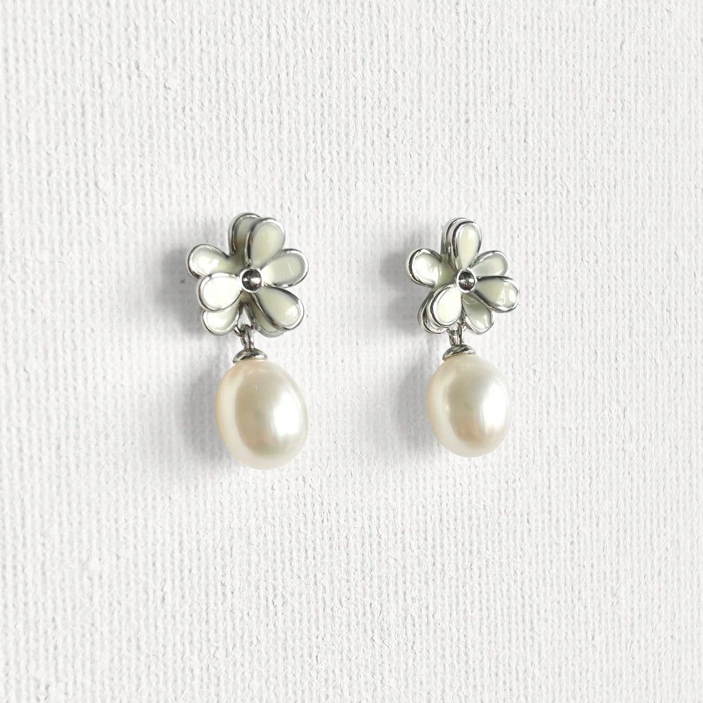 Natural Pearl Minimal Flower Enamel Drip Stud Earrings featuring natural pearl and gold-plated brass, silver ear pins, enamel by Toronto-based Meng Jewellery