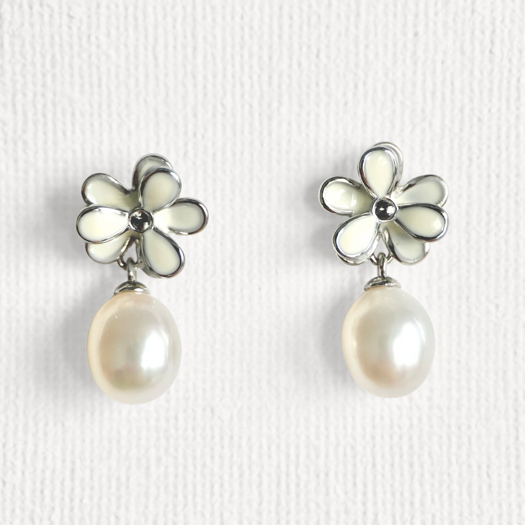 Natural Pearl Minimal Flower Enamel Drip Stud Earrings featuring natural pearl and gold-plated brass, silver ear pins, enamel by Toronto-based Meng Jewellery