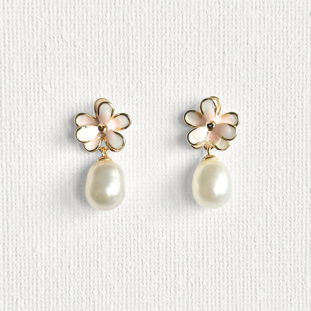 Natural Pearl Minimal Flower Enamel Drip Stud Earrings featuring natural pearl and gold-plated brass, silver ear pins, enamel by Toronto-based Meng Jewellery