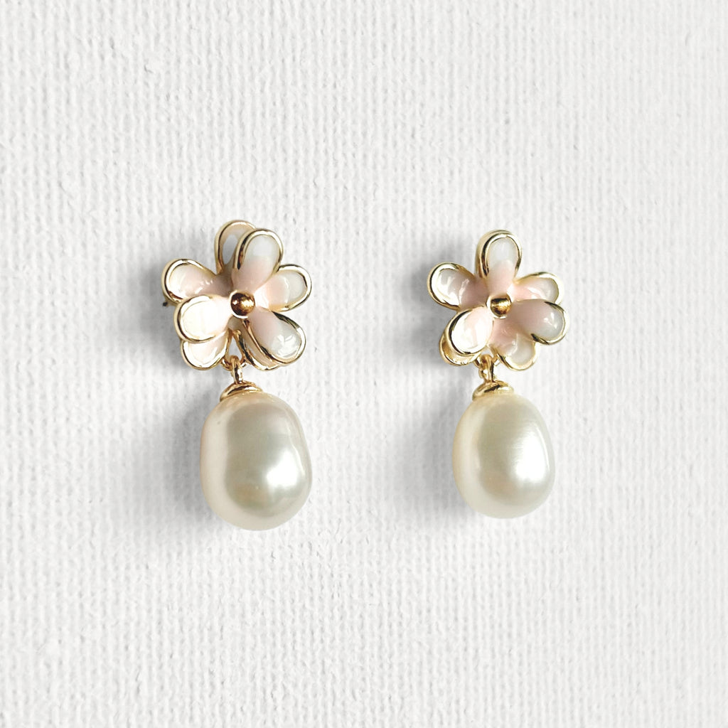 Natural Pearl Minimal Flower Enamel Drip Stud Earrings featuring natural pearl and gold-plated brass, silver ear pins, enamel by Toronto-based Meng Jewellery
