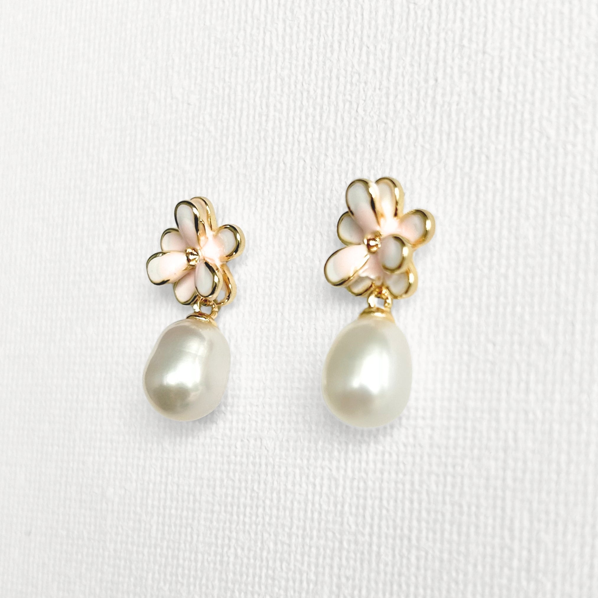 Natural Pearl Minimal Flower Enamel Drip Stud Earrings featuring natural pearl and gold-plated brass, silver ear pins, enamel by Toronto-based Meng Jewellery