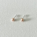 Minimal Natural Pearl Stud Earrings 5–5.5mm in Sterling Silver