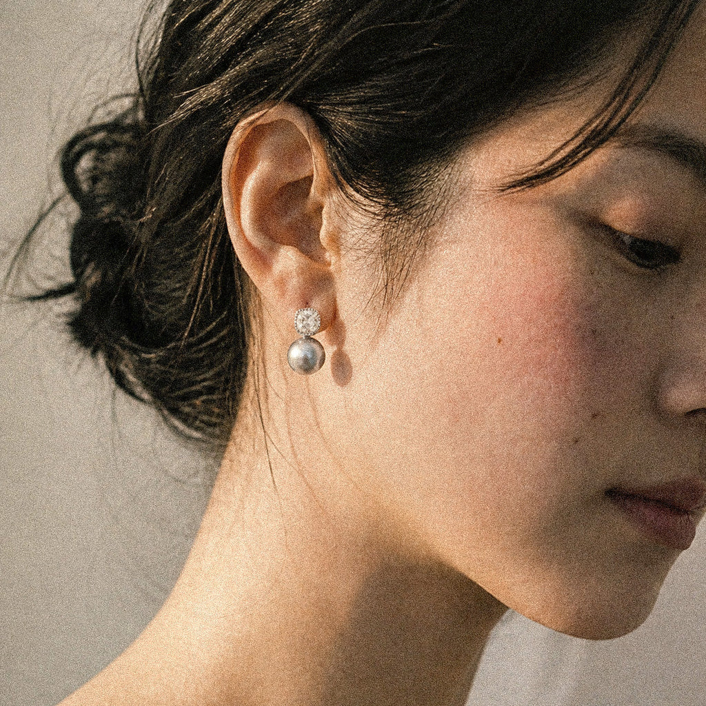 Natural Grey Pearl Shining Stud Earrings in Sterling Silver