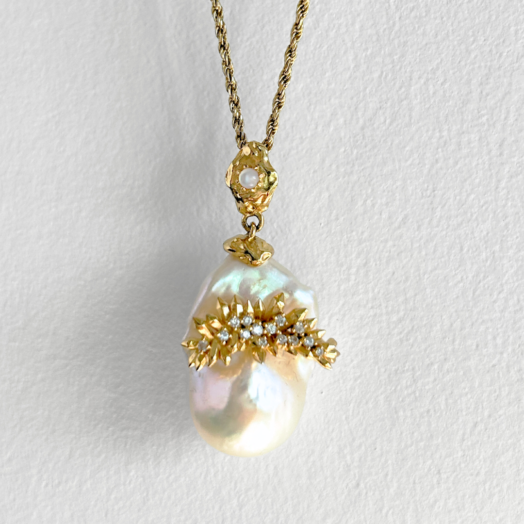 Baroque Pearl Pendant Necklace